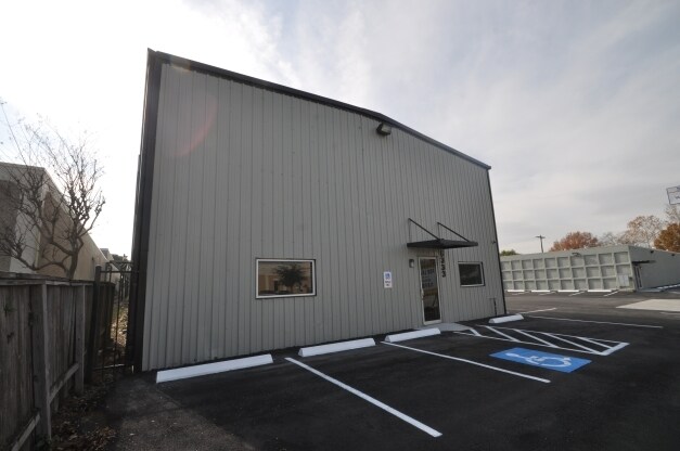 More Photos Of 6333 Skyline Dr, Houston Flex For Lease