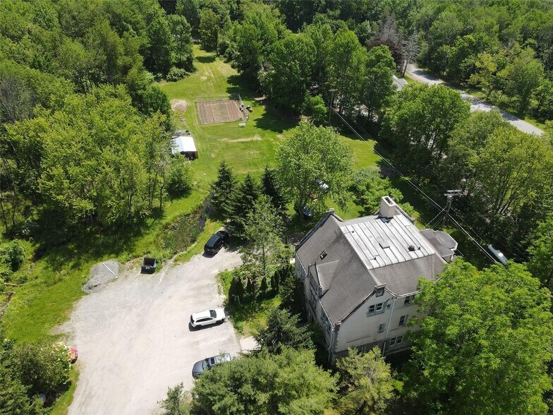 More Photos Of 48 Loomis Village Rd, Liberty Apartments For Sale