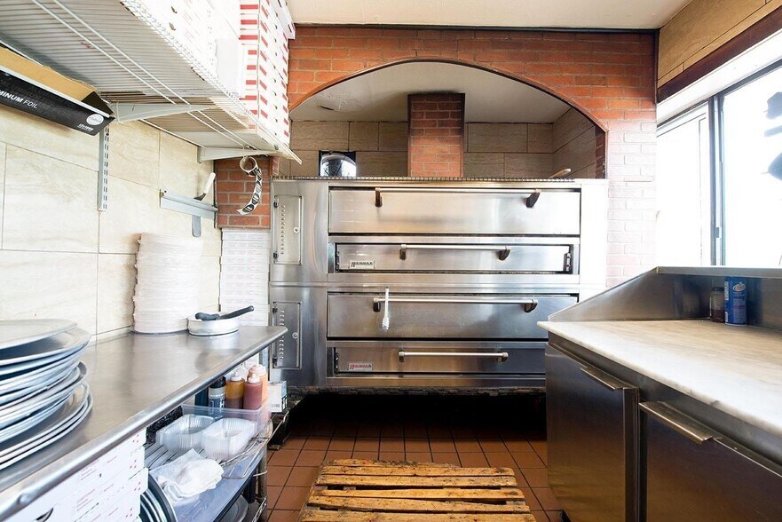 More Photos Of 28 Raceway Rd, Monticello Restaurant For Sale