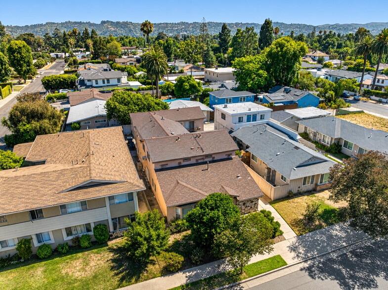 More Photos Of 13444 Burbank Blvd, Sherman Oaks Apartments For Sale