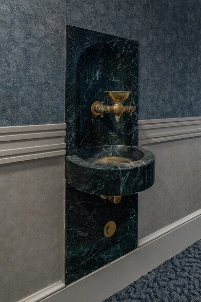 More Photos Of 380 N Main St, Mansfield Office Residential For Sale