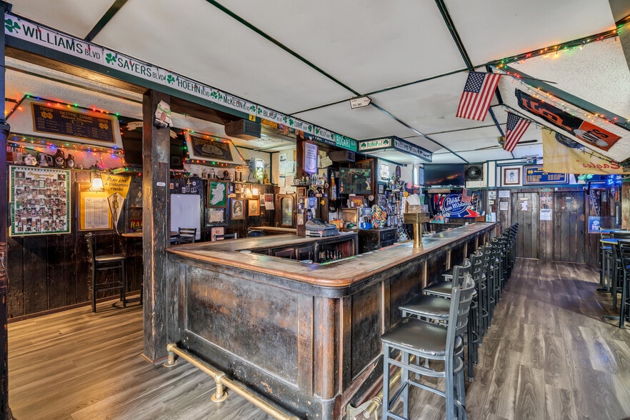 More Photos Of 45 Freeman St, West Orange Bar For Sale