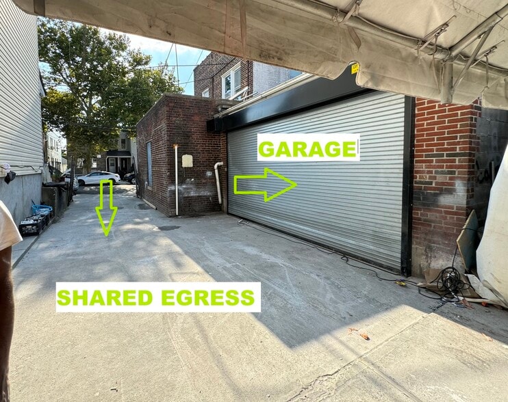 More Photos Of 13204 Jamaica Ave, Richmond Hill Storefront Retail Residential For Sale