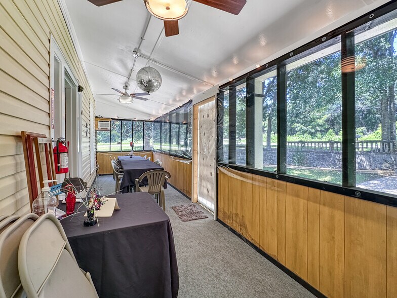 More Photos Of 1505 S Hwy 95A, Cantonment Freestanding For Sale