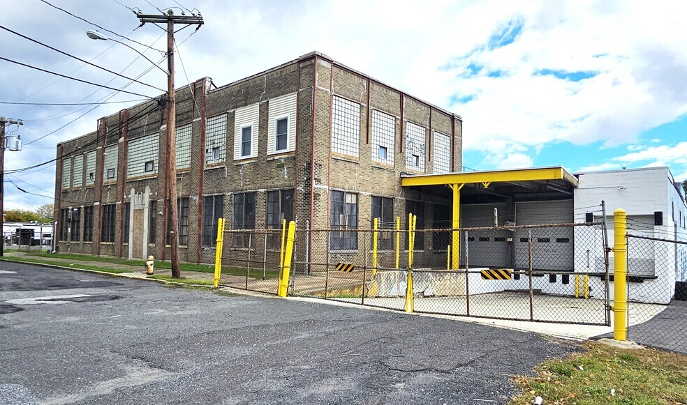More Photos Of 1420 Crestmont Ave, Camden Industrial For Sale