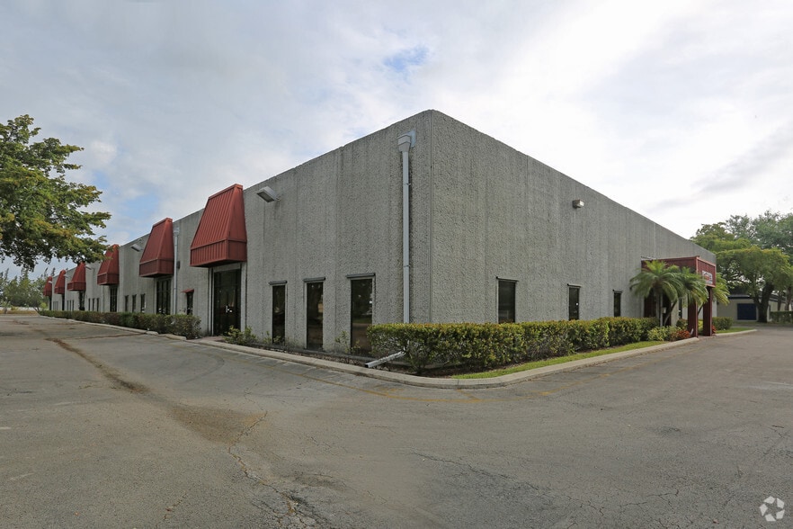 More Photos Of 1850 NW 69th Ave, Plantation Warehouse For Sale