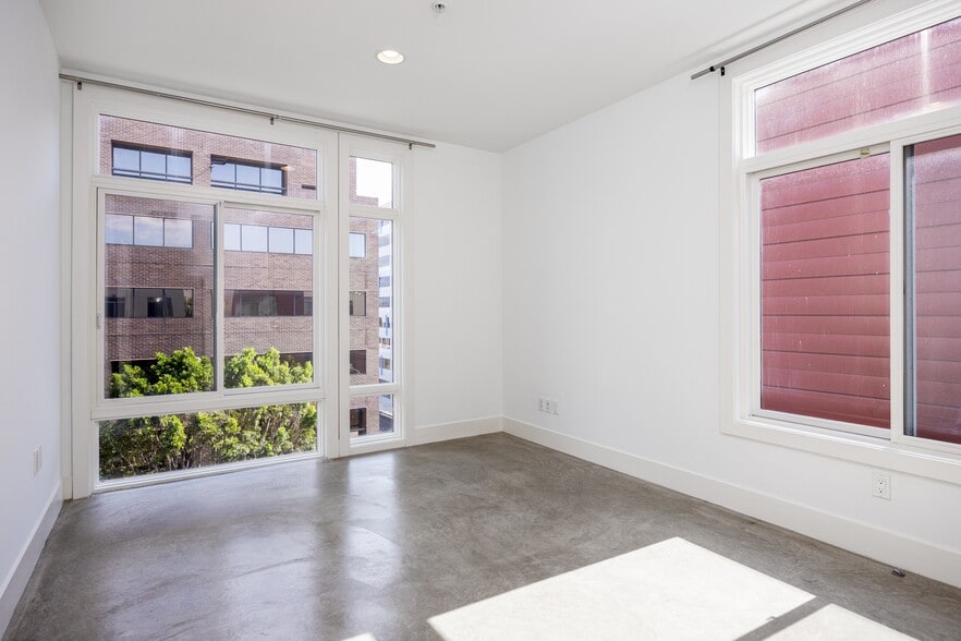 More Photos Of 119 Los Robles Ave, Pasadena Apartments For Sale