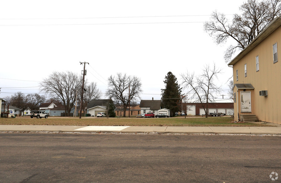 Primary Photo Of 117-129 Main St W, Silver Lake Land For Sale