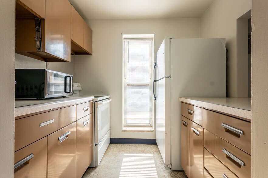 More Photos Of 108 Arthur St, Pueblo Apartments For Sale