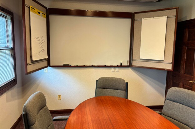 More Photos Of 2110 Enterprise St SE, Grand Rapids Office Residential For Lease