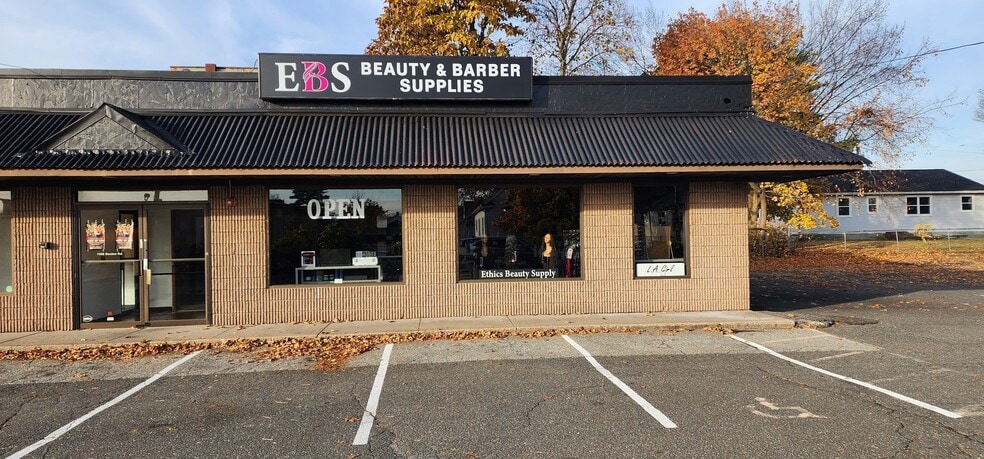 More Photos Of 1168 Boston Rd, Springfield General Retail For Sale