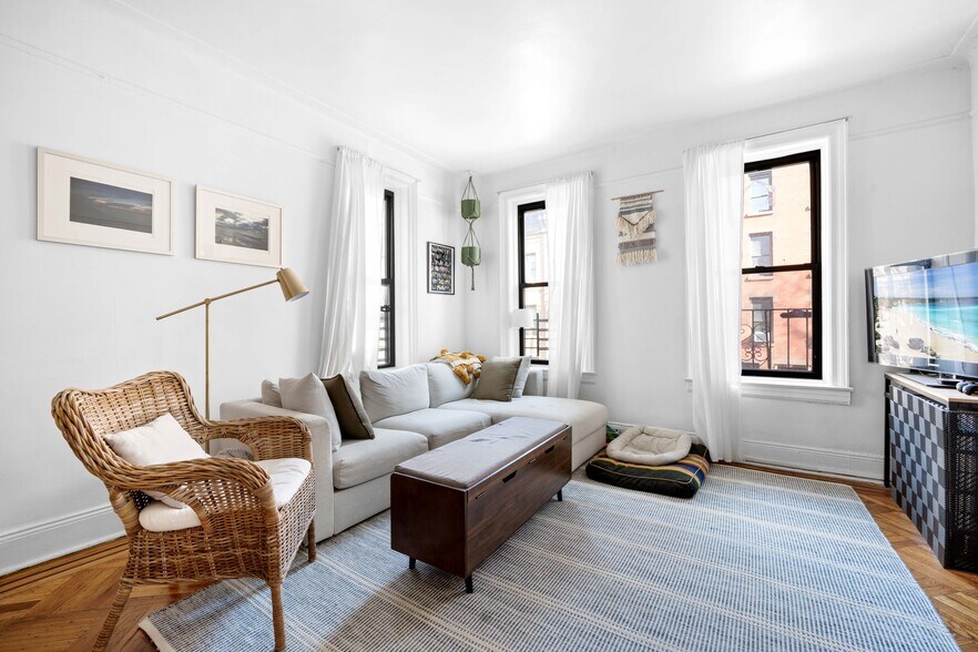 More Photos Of 174 15th St, Brooklyn Apartments For Sale
