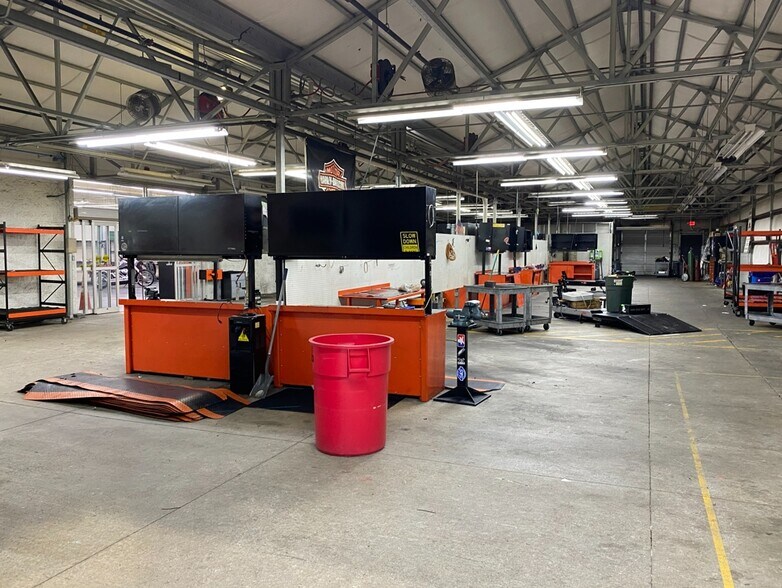 More Photos Of 6450 George Washington Mem Hwy, Yorktown Freestanding For Sale