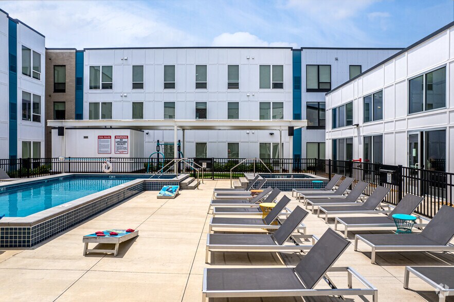 More Photos Of 1401 W 23rd St, Lawrence Apartments For Lease