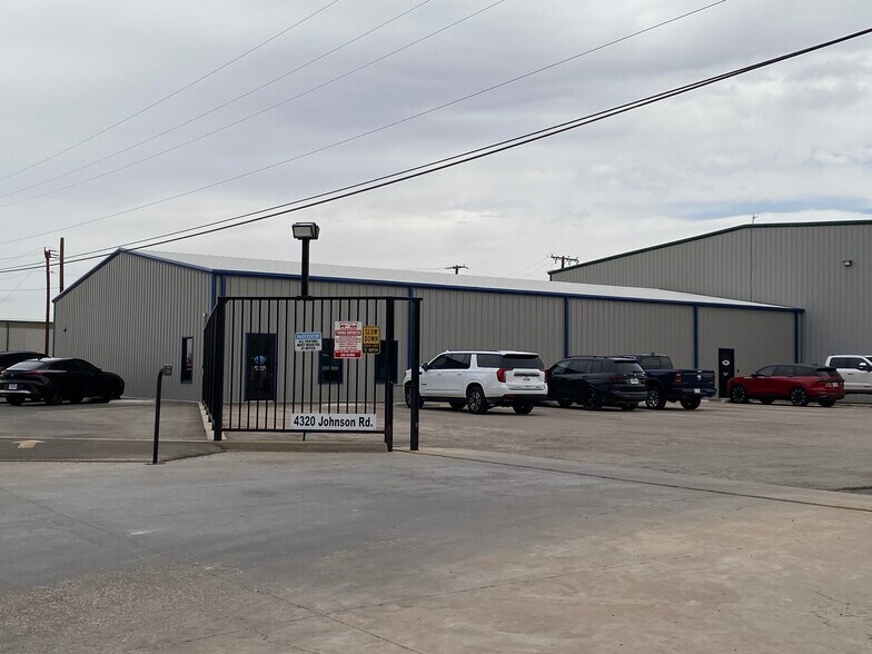More Photos Of 4320 Johnson Rd, Odessa Warehouse For Sale