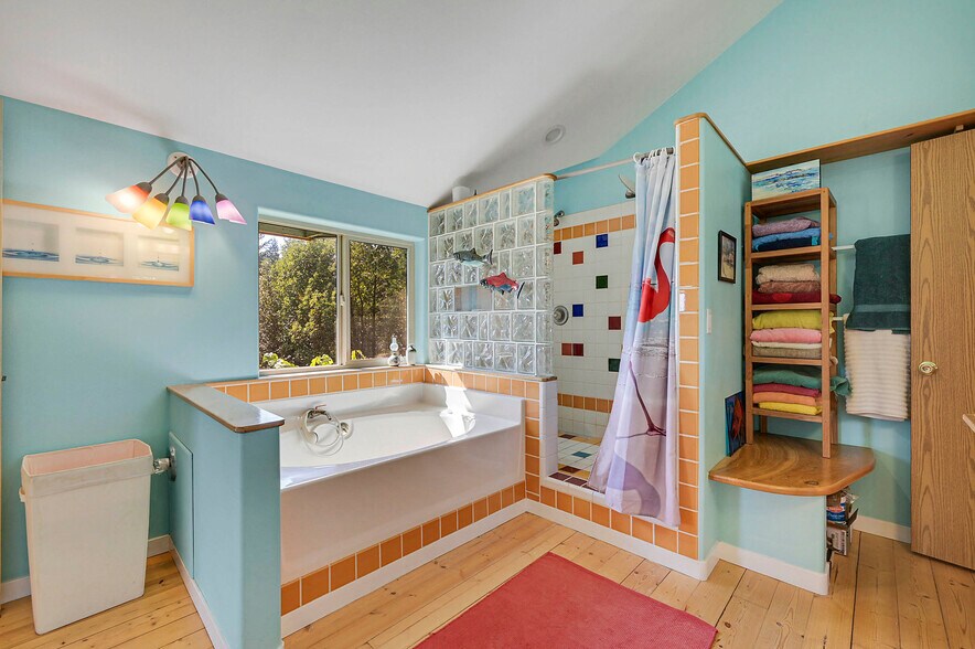 More Photos Of 1673 Woodland Dr, Port Townsend Winery Vineyard For Sale