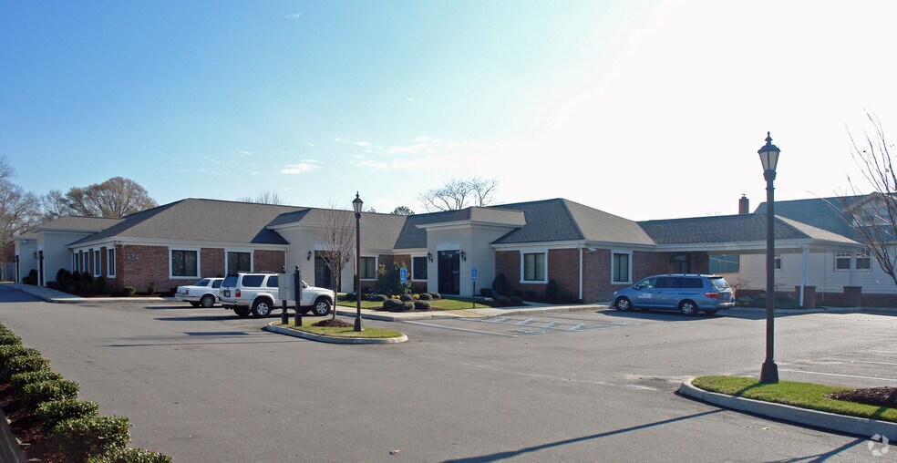 More Photos Of 324 Louisa Ave, Virginia Beach Medical For Lease