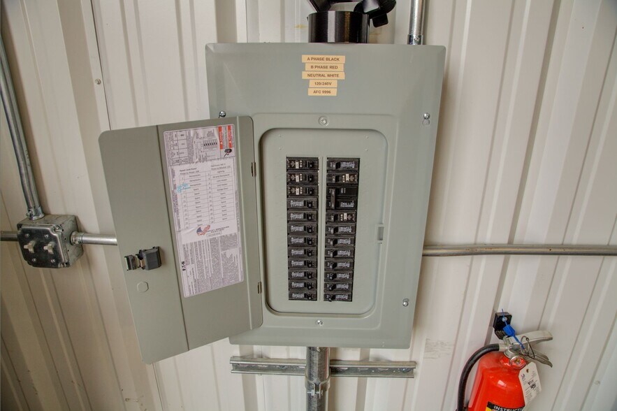 More Photos Of 2364 Industrial Ln, Broomfield Industrial For Sale