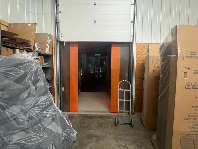 More Photos Of 1205 Spring St, Latrobe Warehouse For Sale