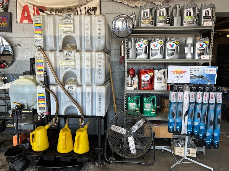 More Photos Of 109 N Story Rd, Irving Service For Sale