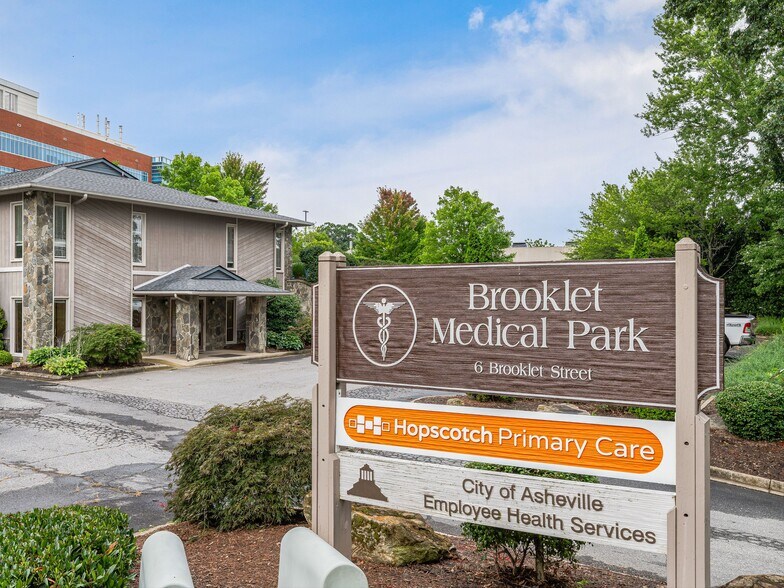 More Photos Of 6 Brooklet St, Asheville Medical For Sale