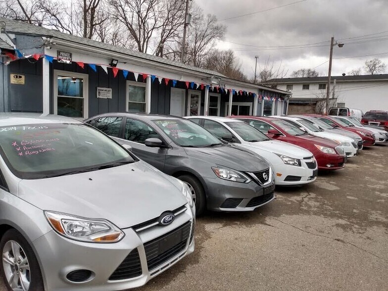 More Photos Of 5115 N Dixie Dr, Dayton Auto Dealership For Lease