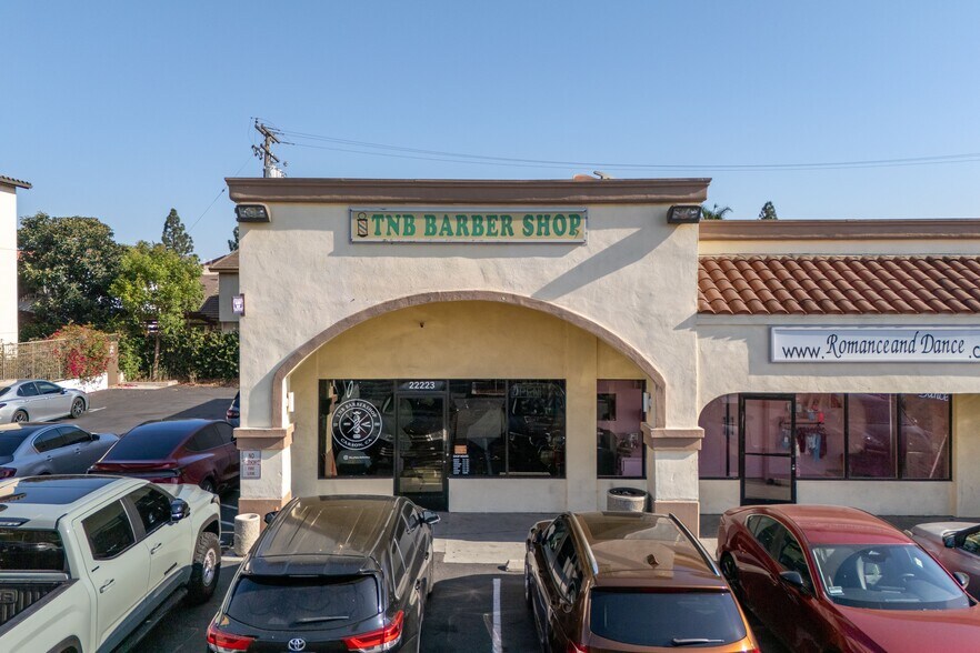 More Photos Of 22211-22219 Avalon Blvd, Carson Storefront For Sale