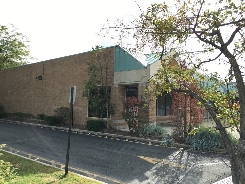 More Photos Of 1633 Us-202, Pomona Storefront Retail Office For Lease