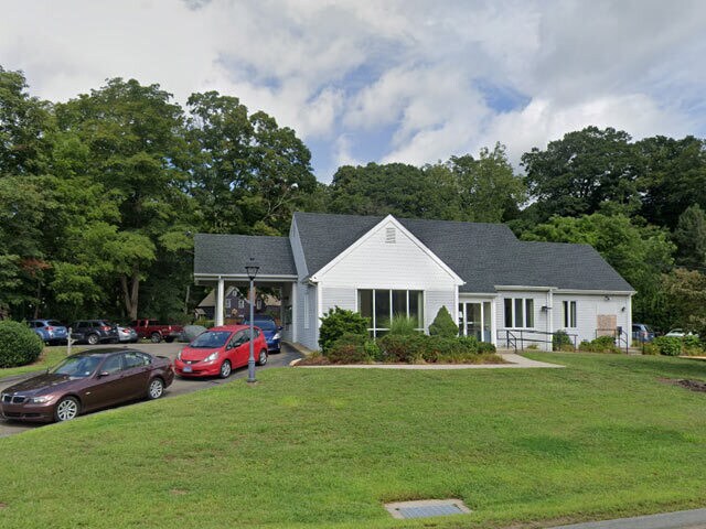 More Photos Of 9 Water St, Chester Bank For Lease