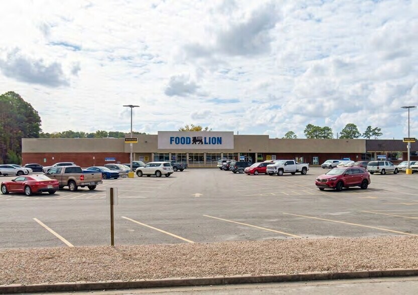 More Photos Of 207 W McPherson Ave, Nashville General Retail For Lease