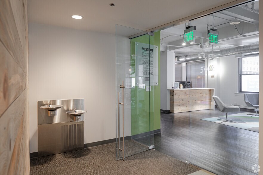 More Photos Of 820 16th St, Denver Office For Sale