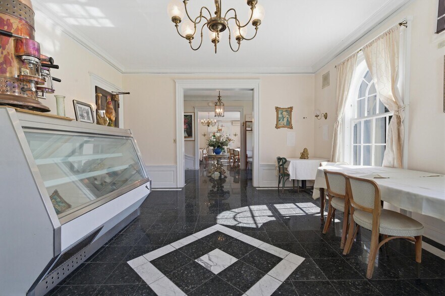 More Photos Of 2255 Ballston Ave, Saratoga Springs Restaurant For Sale