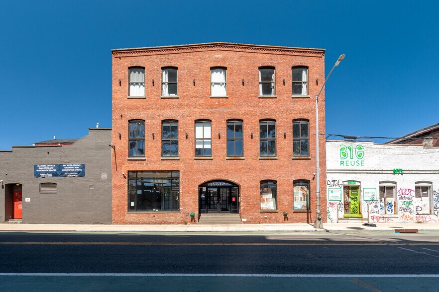 More Photos Of 69 9th St, Brooklyn Warehouse For Lease