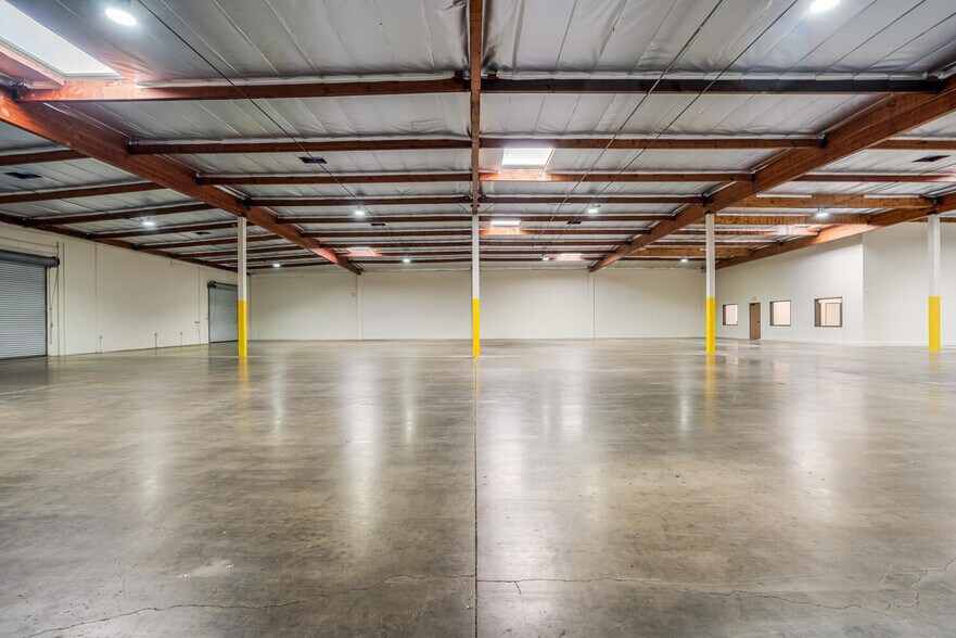More Photos Of 17711 E Railroad St, City of Industry Warehouse For Lease