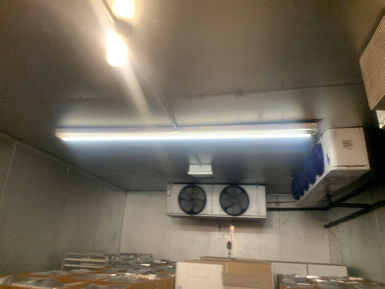 More Photos Of 5110 E Washington Ave, Las Vegas Refrigeration Cold Storage For Sale