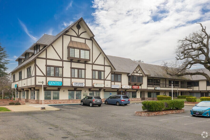 Primary Photo Of 8421 Auburn Blvd, Citrus Heights Office For Lease