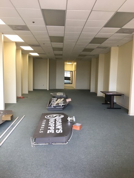 More Photos Of 119 Colony Crossing Way, Madison General Retail For Lease