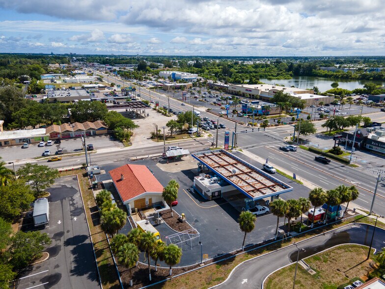 More Photos Of 5704 14th St W, Bradenton Convenience Store For Sale