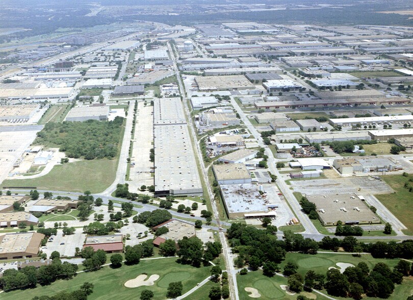 More Photos Of 2045 Westgate Dr, Carrollton Industrial For Sale