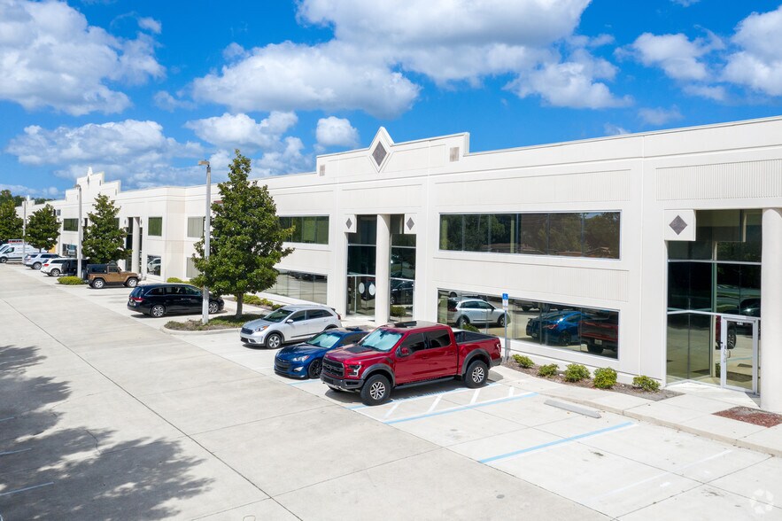 More Photos Of 4333 Silver Star Rd, Orlando Warehouse For Sale