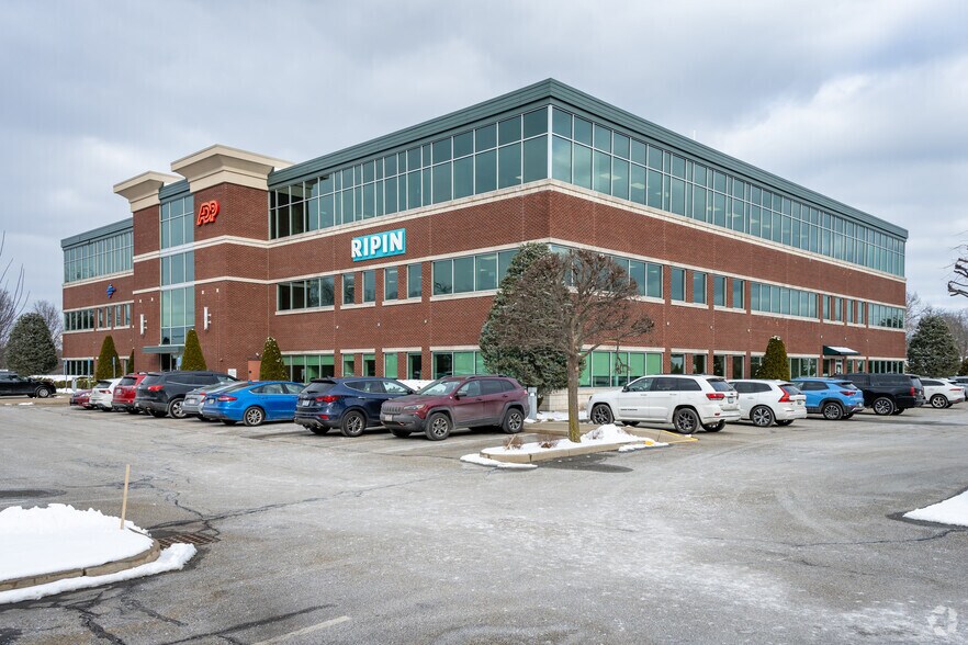 More Photos Of 300 Jefferson Blvd, Warwick Office For Sale