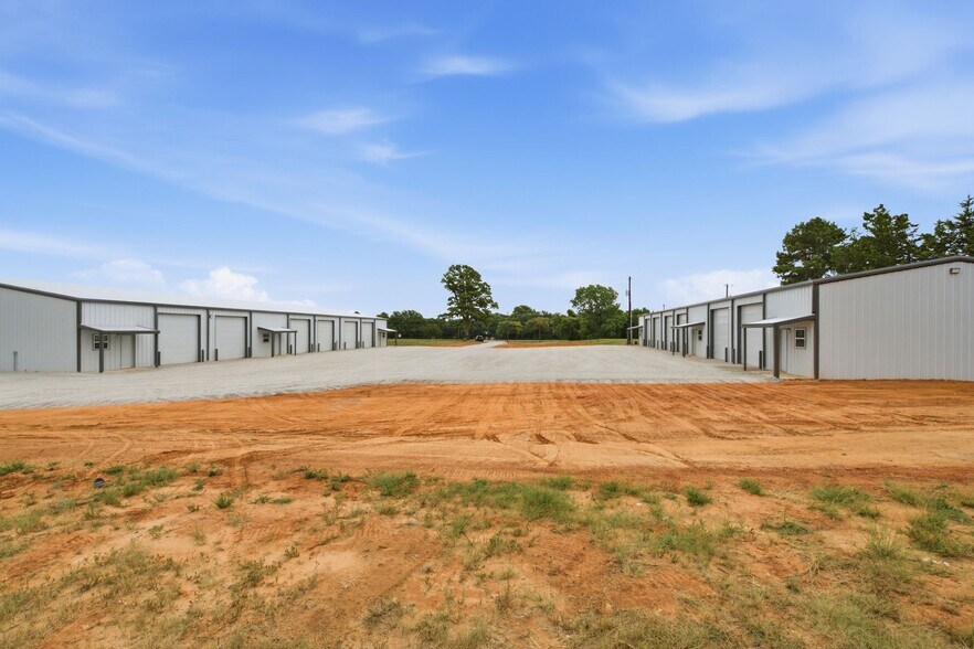 More Photos Of 14005 FM 730 N, Azle Industrial For Lease