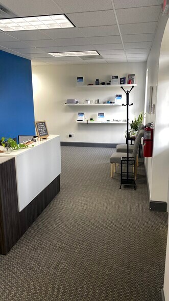 More Photos Of 3131 Westinghouse Blvd, Charlotte Flex For Lease