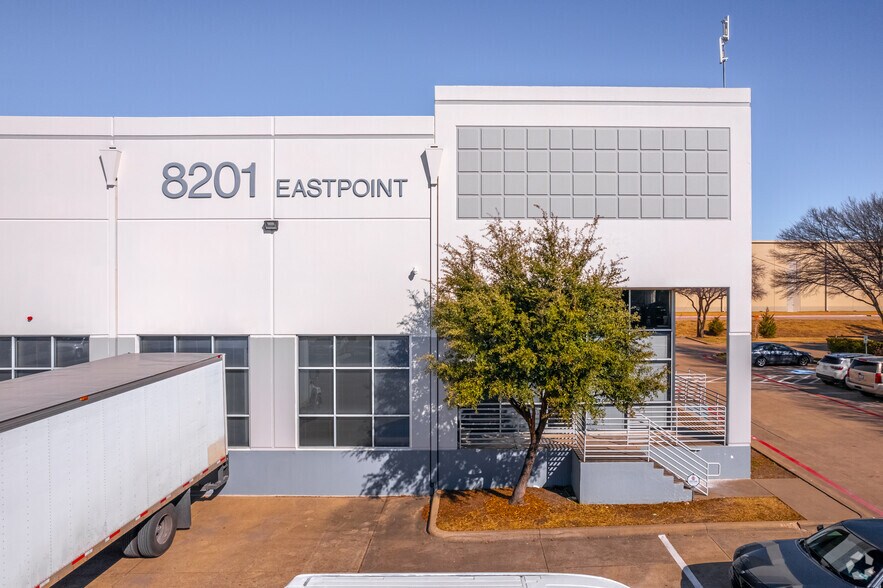 More Photos Of 8181 Eastpoint Dr, Dallas Unknown For Lease