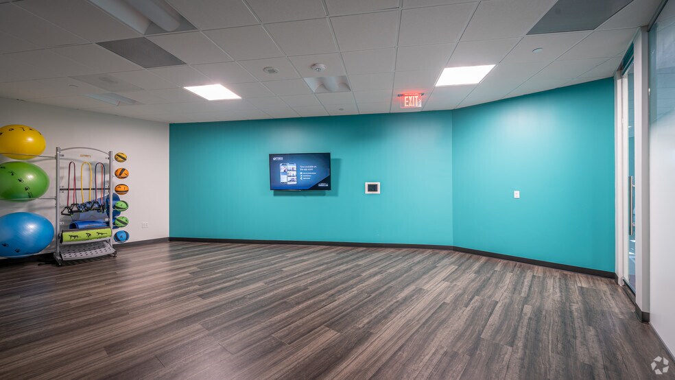More Photos Of 1800 West Loop S, Houston Office For Lease