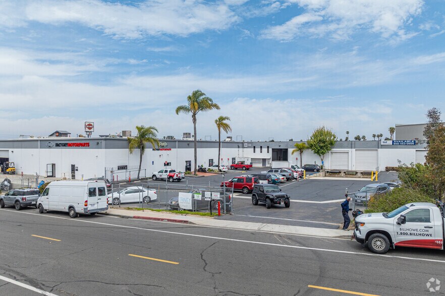 More Photos Of 131 W 33rd St, National City Warehouse For Lease