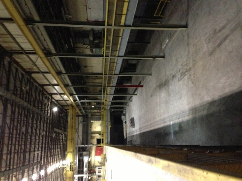 More Photos Of 715 Greylock St, Lee Manufacturing For Lease