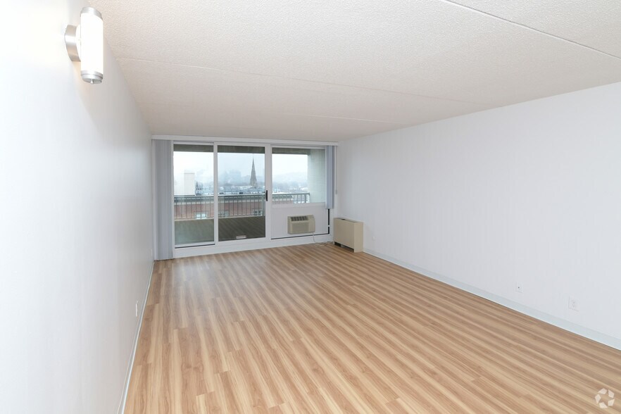More Photos Of 1371 Beacon St, Brookline Apartments For Lease