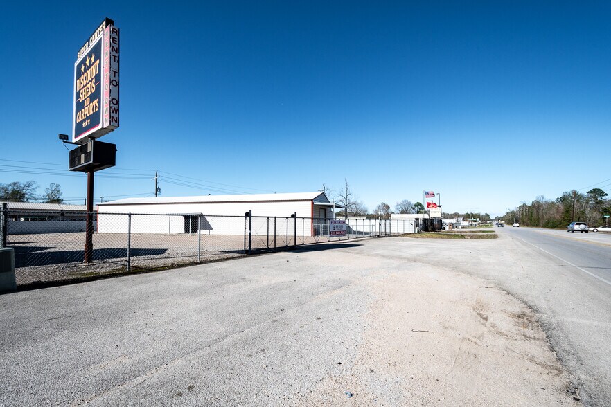 More Photos Of 21040 Loop 494, New Caney Warehouse For Lease