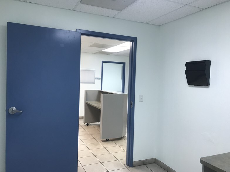 More Photos Of 1310 W St Marys Rd, Tucson Medical For Lease